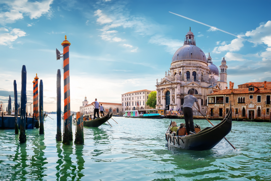 Experience Italy like never before! Start in Venice, then explore Florence, Tuscany, and Rome, including the Vatican and Colosseum. Finally, visit Sorrento, Pompeii, the Amalfi Coast, and Capri.